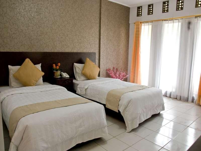 Ever Green Village Puncak Exterior foto